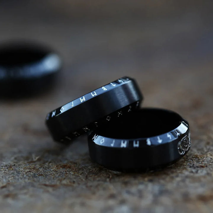 WorldNorse Nordischer Drache Wikingerring aus Edelstahl mit Drachenrunen