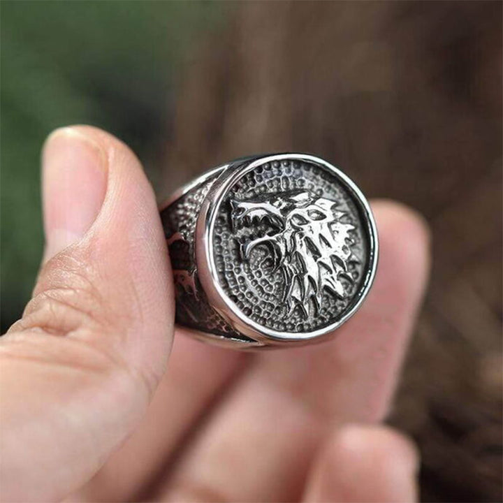 WorldNorse Knurrender Schattenwolf Edelstahlring