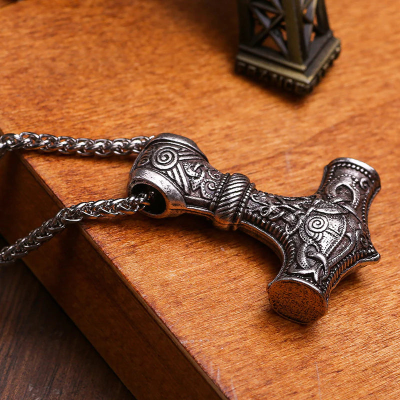 WorldNorse Halskette mit Thors Hammer Anhänger aus Edelstahl
