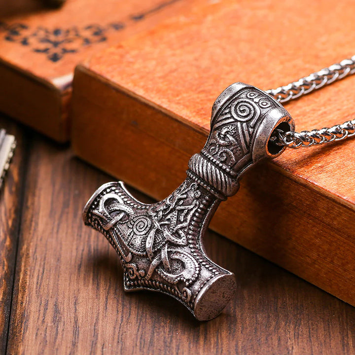 WorldNorse Halskette mit Thors Hammer Anhänger aus Edelstahl