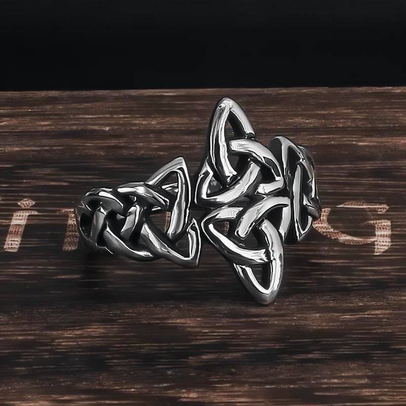 WorldNorse Keltischer Knoten Dreifachhorn Odins Ring