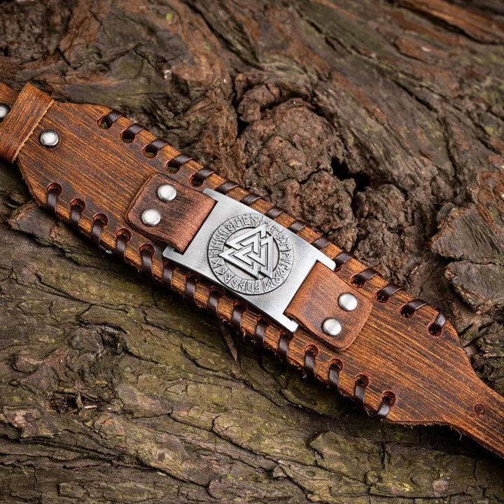 WorldNorse Armmanschette aus echtem Leder mit Schnalle , Valknut Rune, Metallarmband