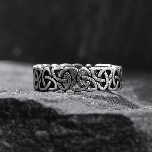 WorldNorse Nordic Triquetra Dreieck Prägnanter Ring - image 7
