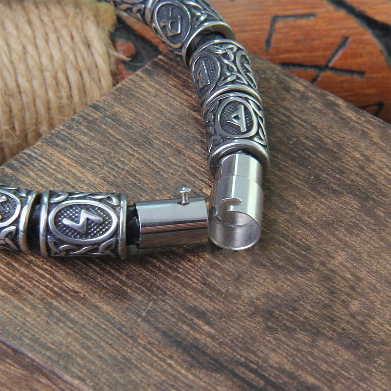 WorldNorse Odins Runenstein-Perlen-Kompass Vegvisir Armband