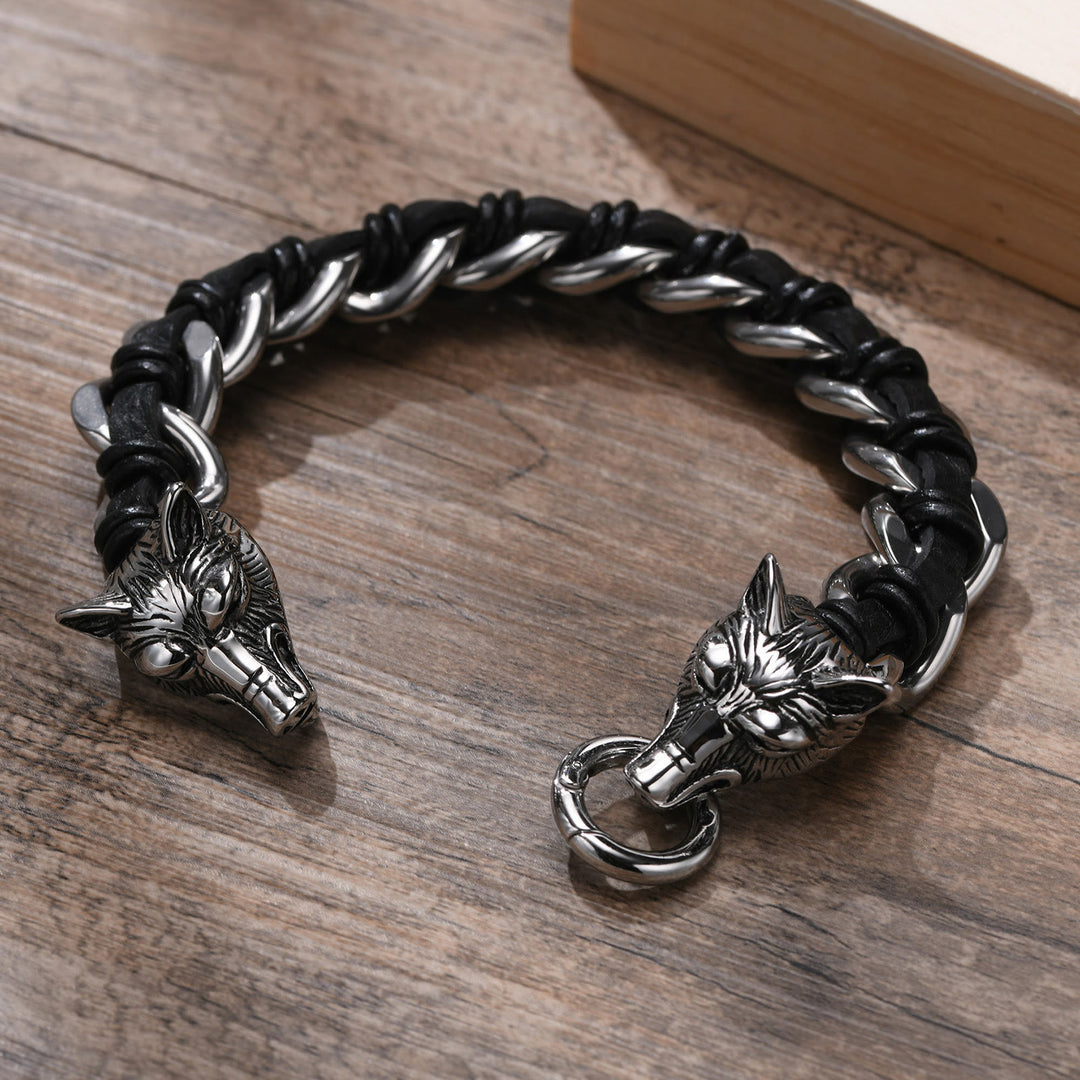 WorldNorse Wolfskopf-verflochtenes Lederkettenarmband