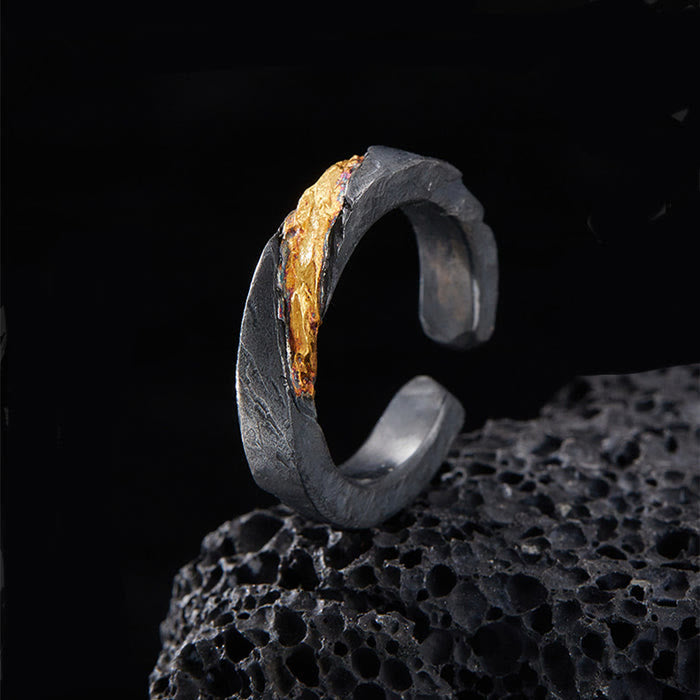 WorldNorse Verstellbarer Ring mit eingelegtem fließendem Feuer - image 2