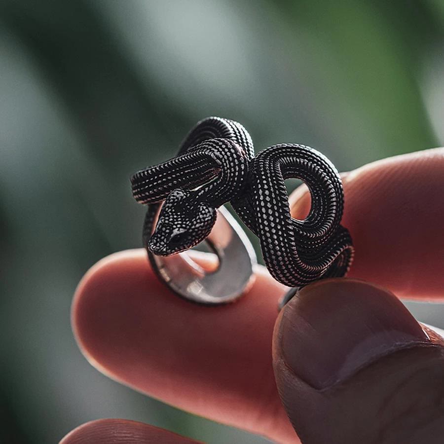 WorldNorse Entfesseln Sie Ihren wilden Side Twisted Viper Ring