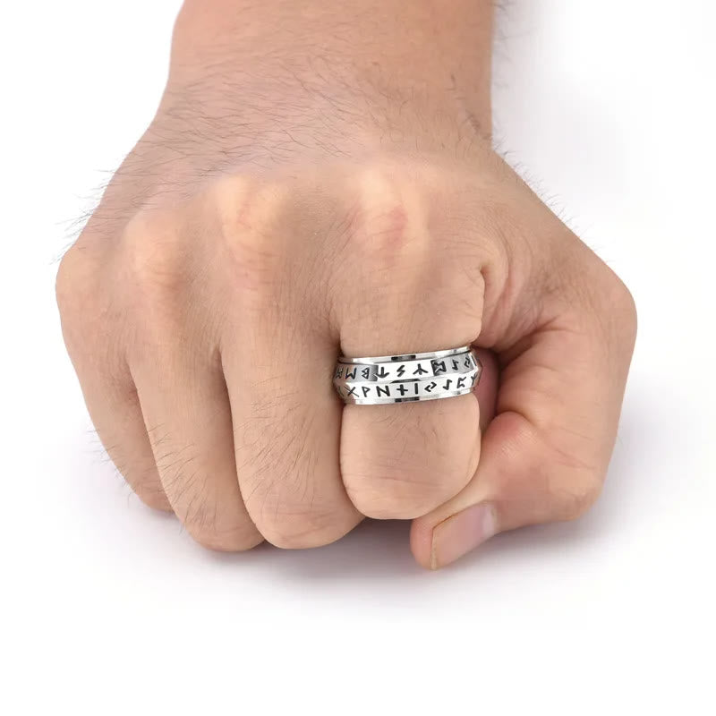 Drehbarer Titanring mit nordischer Rune