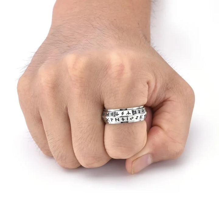 Drehbarer Titanring mit nordischer Rune