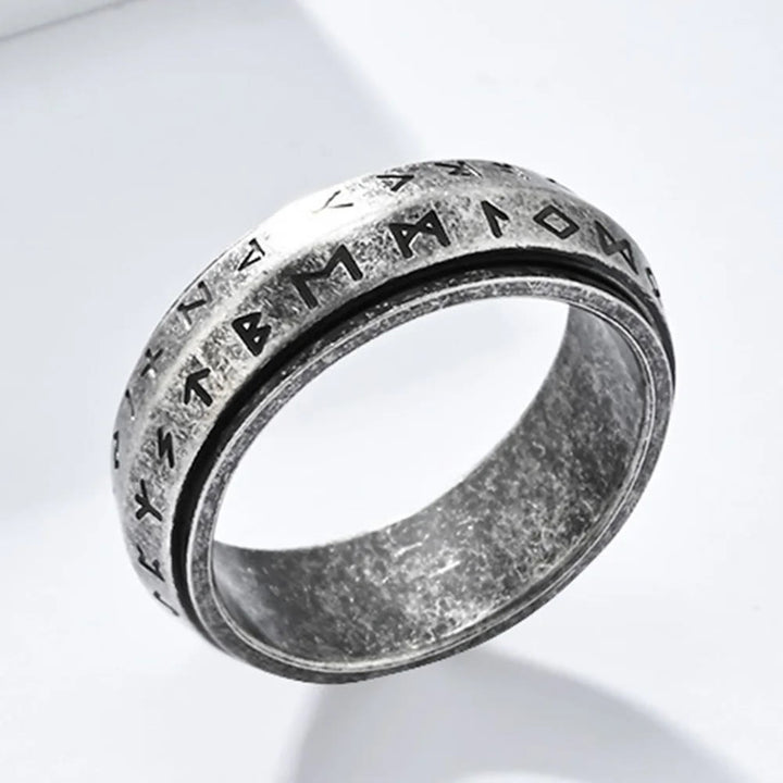 Drehbarer Titanring mit nordischer Rune
