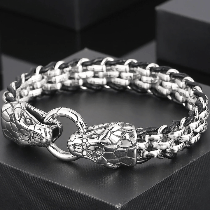 WorldNorse Geflochtenes Lederarmband mit Schlangenkopfschnalle