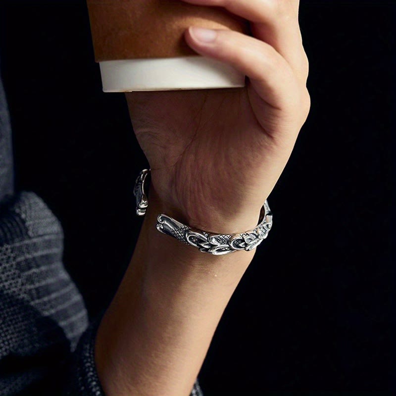 WorldNordisches Drachenschuppen-Totem-Armband