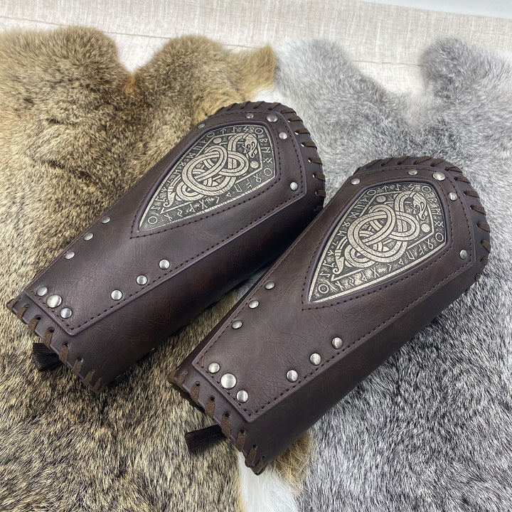 WorldNorse Armschienen aus Ökoleder mit aufgerollter Schlangenhaut