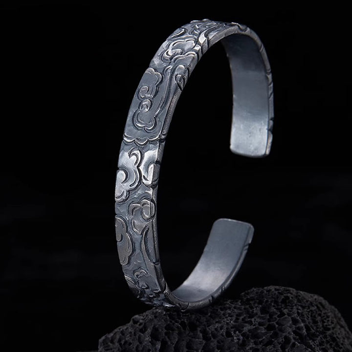 WorldNorse Armband mit eingraviertem Wolkenmuster