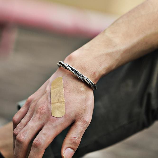 WorldNorse Handgefertigtes Dual Twist Manschettenarmband