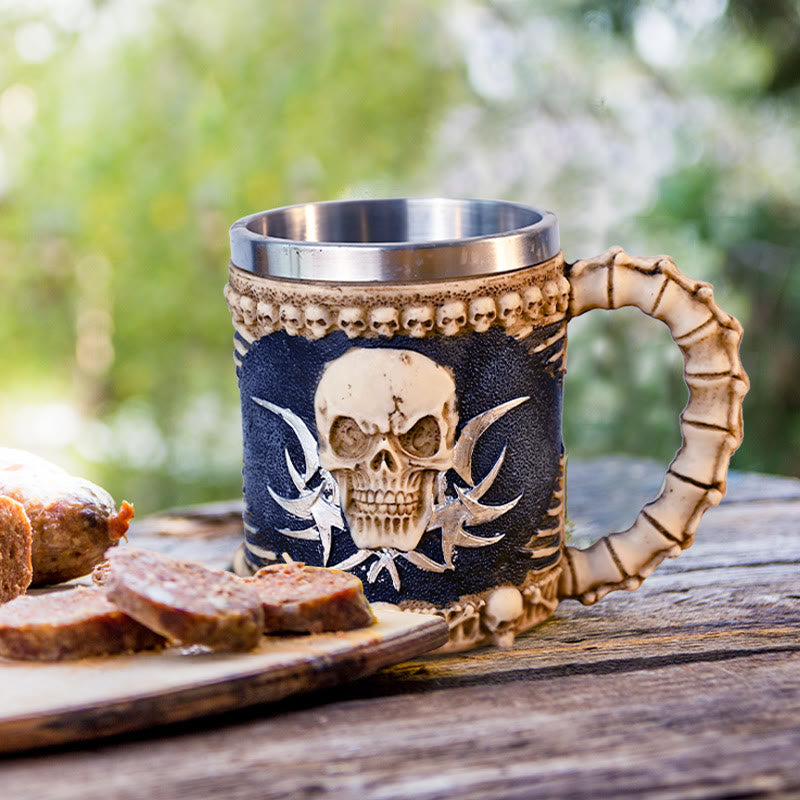 WorldNorse Totenkopfknochen Horn Griff Becher
