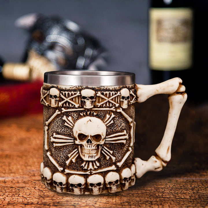 WorldNorse Bierkrug mit Totenkopf-Skelett-Griff