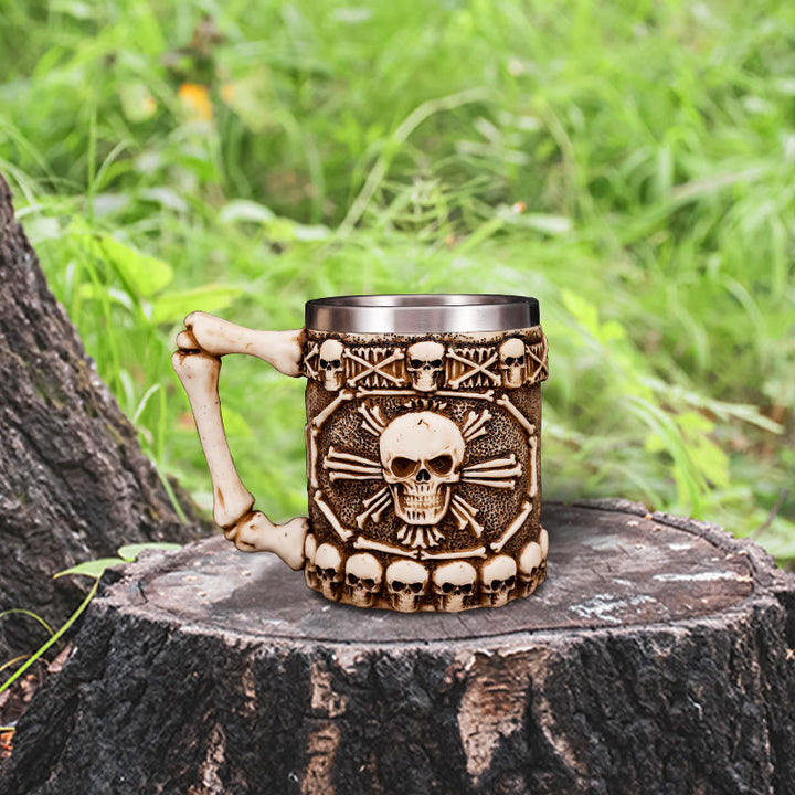 WorldNorse Bierkrug mit Totenkopf-Skelett-Griff