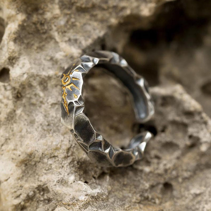 WorldNorse Wish Emblem Gehämmerter offener Ring / Ohrringe - Mattes Retro-Silber - Ring - image 1