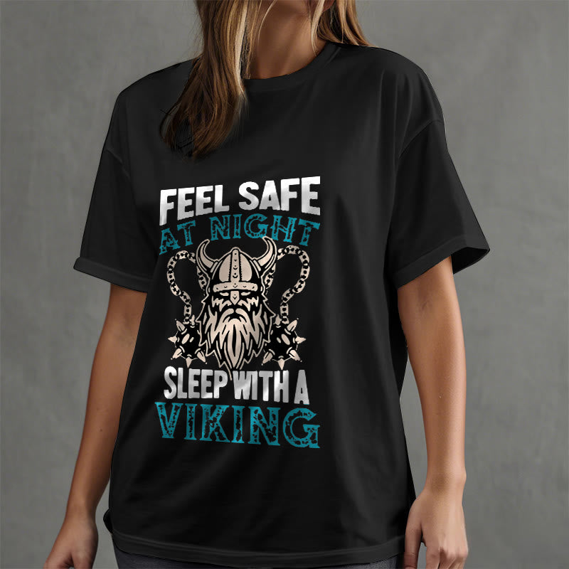 WorldNorse Fühlen Sie sich nachts sicher T-Shirt