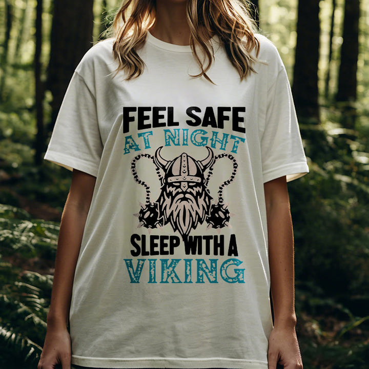 WorldNorse Fühlen Sie sich nachts sicher T-Shirt