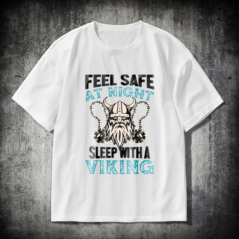 WorldNorse Fühlen Sie sich nachts sicher T-Shirt