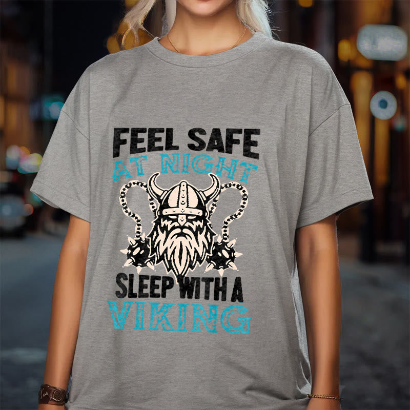 WorldNorse Fühlen Sie sich nachts sicher T-Shirt