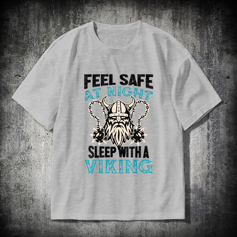 WorldNorse Fühlen Sie sich nachts sicher T-Shirt