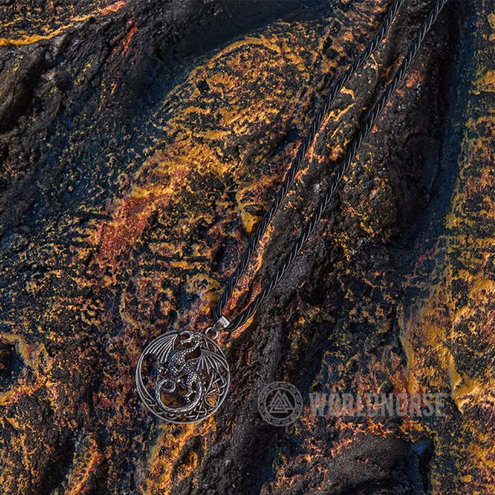 WorldNordische gotische keltische Halskette mit fliegendem Drachen - image 3