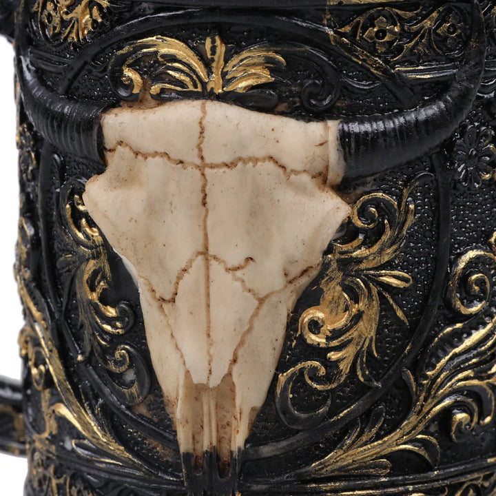 WorldNorse Krug mit geschnitztem Stierschädel