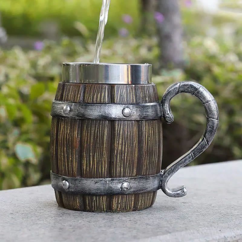 WorldNorse Bierkrug aus Holzfass