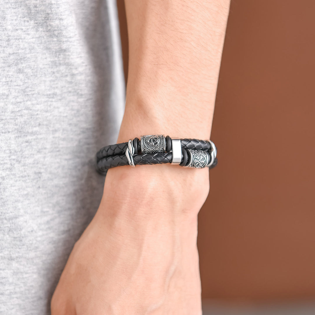 WorldNorse Geflochtenes Lederarmband mit Magnetverschluss und nordischem Symbol