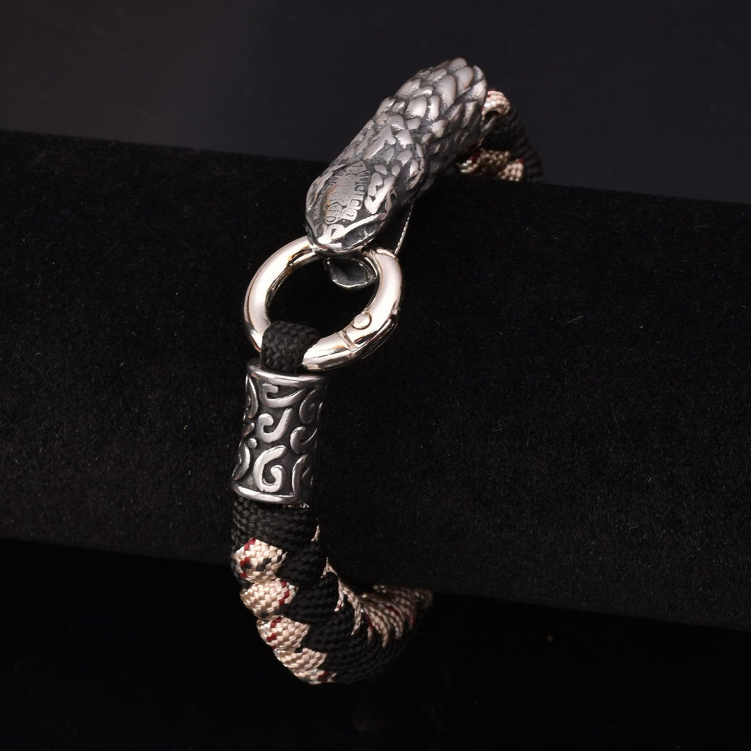 WorldNorse Jörmungandr Nordisches geflochtenes Armband mit Schlangenkopf