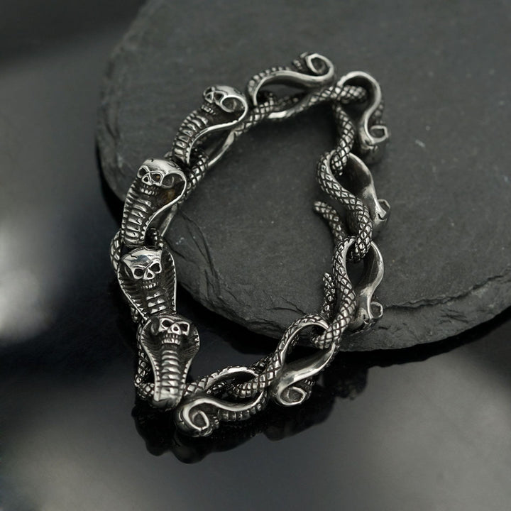 WorldNorse Gothic Totenkopf Schlangenarmband