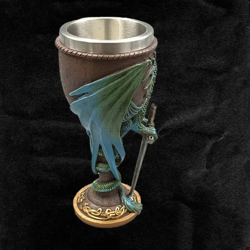 WorldNorse Retro Kelch Weinkelch mit geflügelter Drachenklinge