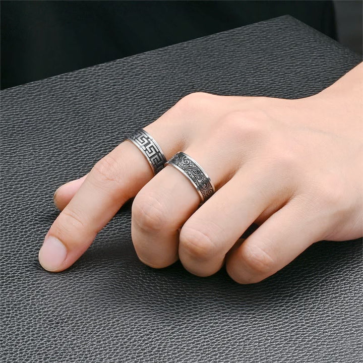 WorldNorse Retro-Ring aus Edelstahl mit Gravur