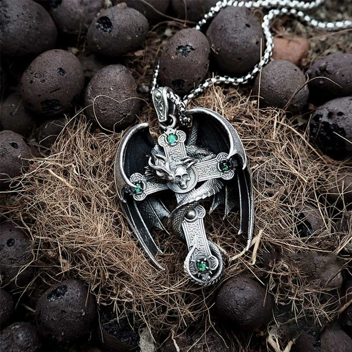 WorldNorse Halskette mit Drachenkreuz, 925er Sterlingsilber, gotisch, Smaragd