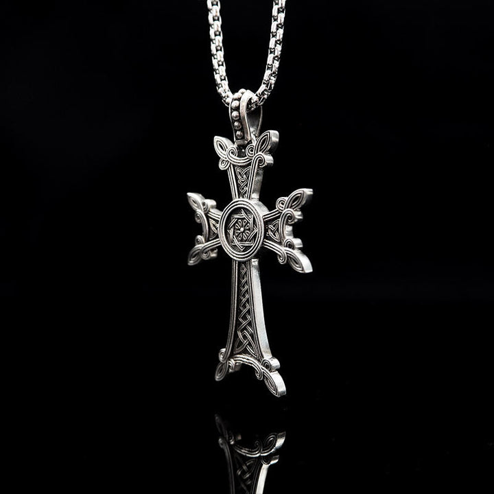 WorldNorse Halskette mit Triquetra -Kreuz aus 925er Sterlingsilber