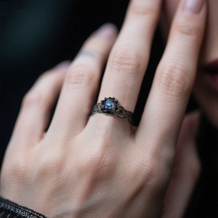 WorldNorse Aurora Blumenknotenring - image 2