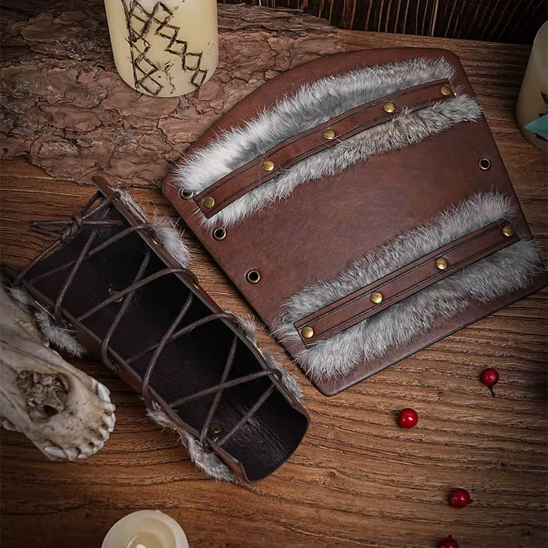 WorldNorse Medieval Retro Vegvisir Pelz Armschienen - image 1