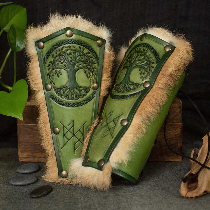 WorldNorse Yggdrasil Valhalla Schild Knotenmuster Armschienen - image 1