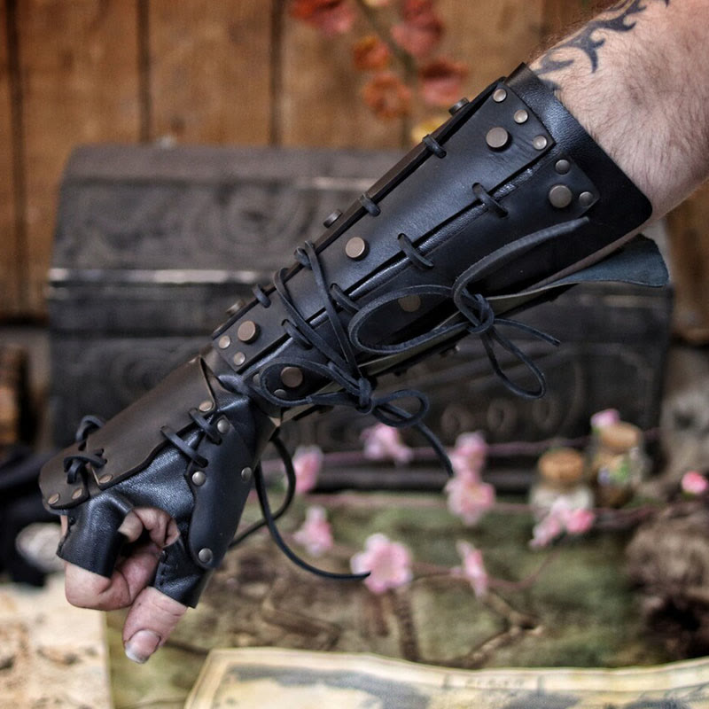 WorldNorse Rivets Armschienen mit Fingerbedeckung und Schnürung - image 4