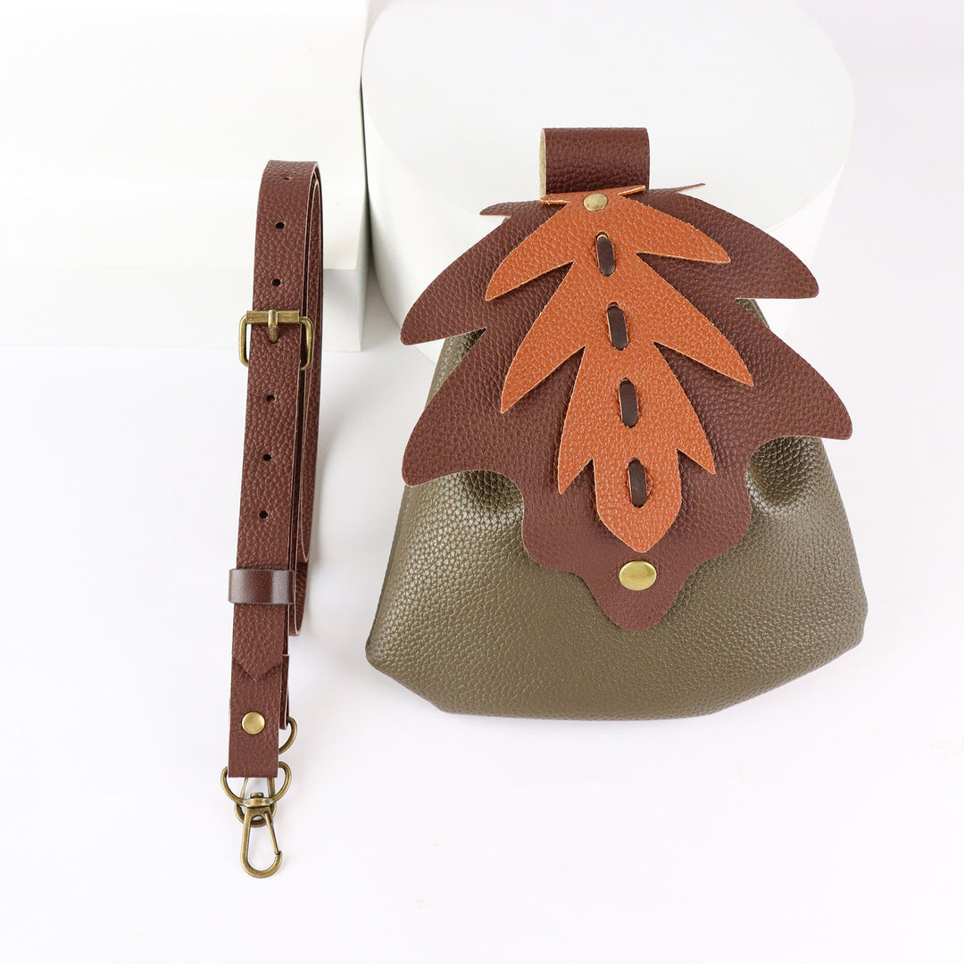 WorldNorse Ledertasche und Gürtel mit Waldblatt-Akzent - Grün - image 3
