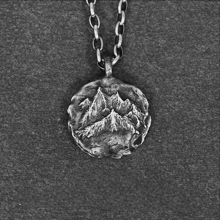 WorldNorse 999 Sterling Silber Gothic Berg Halskette - Mit 60cm eiförmiger Kette - image 7