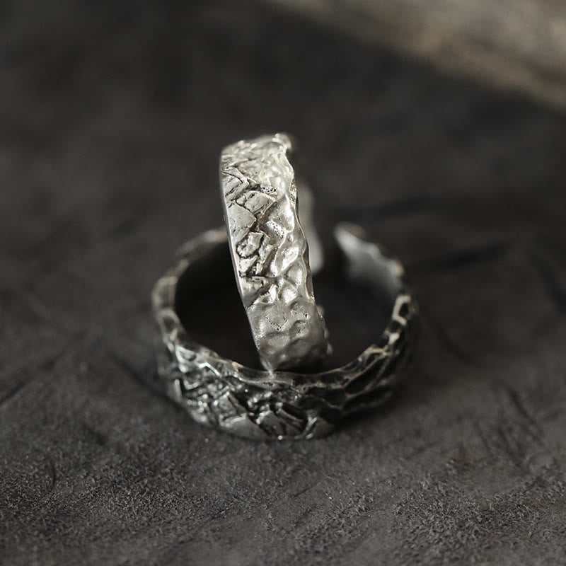 WorldNorse 999 Sterling Silber Handgefertigter Ring mit robuster Oberfläche - image 1