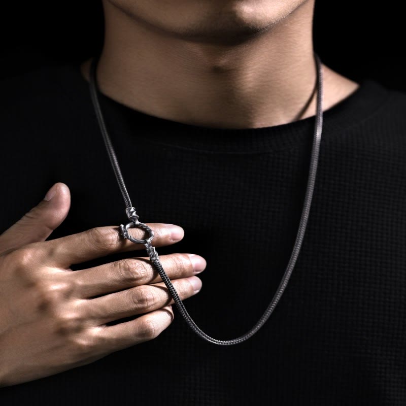 WorldNorse Halskette mit gedrehtem Knoten aus 925er Sterlingsilber - image 2