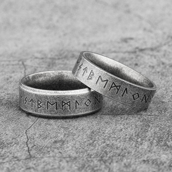 WorldNorse Vintage Wikinger-Runen-Ring aus Edelstahl - image 4