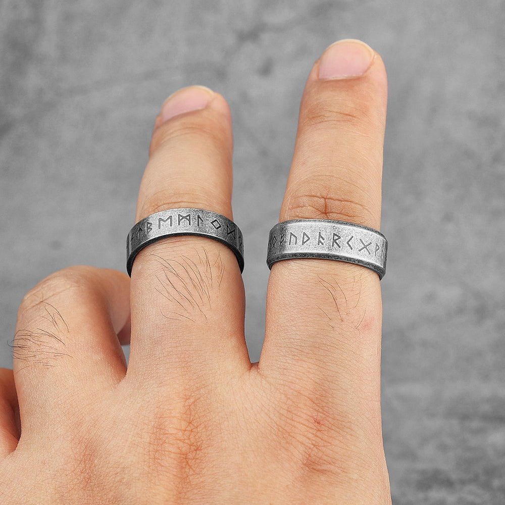 WorldNorse Vintage Wikinger-Runen-Ring aus Edelstahl - image 6