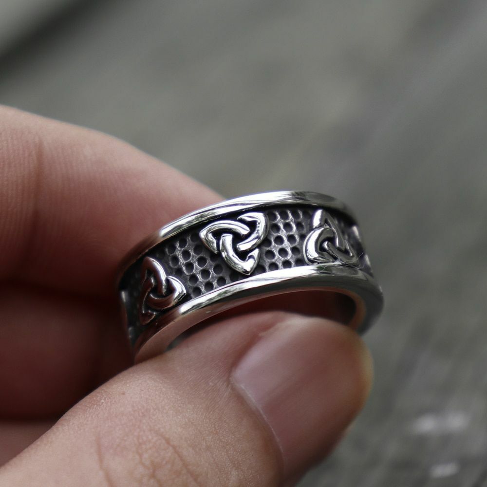 WorldNorse Dreifaches Horn von Odin Nordischer Wikingerring - 72mm - image 0