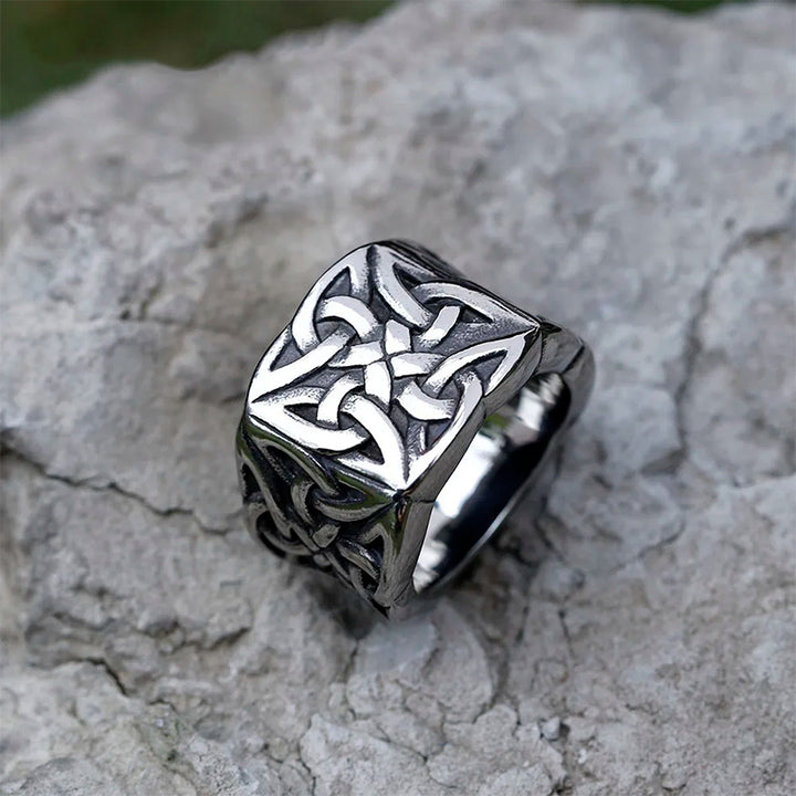 WorldNorse Keltischer Knoten Wikingerring aus Edelstahl